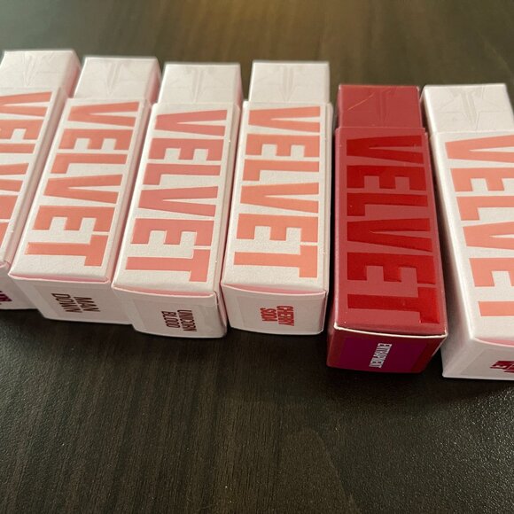 JEFREE STAR VELVET TRAP LIPSTICK 6 PACK BUNDLE - NEW - - Picture 1 of 4